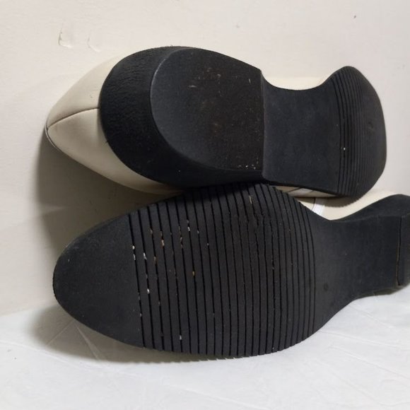 Salvatore Ferragamo Leather Slip On Almond Toe Shoes Cream Women's Size 8.5 4A - Picture 12 of 16